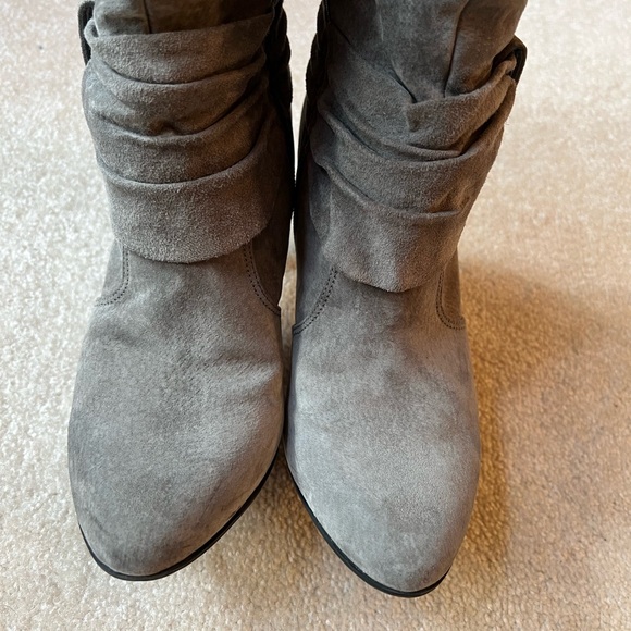 Blake Scott Gray Suede Slouch Boots - Picture 3 of 5